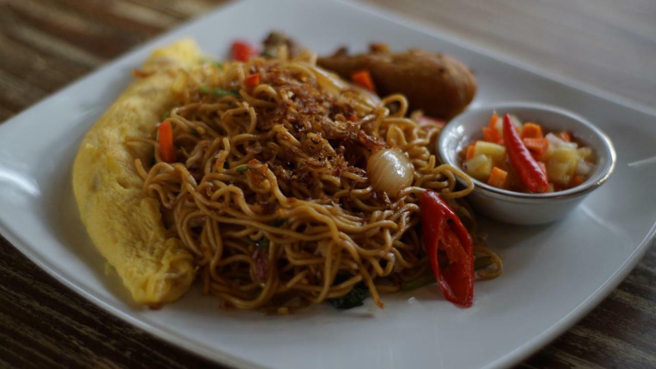 The Inn Sunsethouse Senggigi Εξωτερικό φωτογραφία